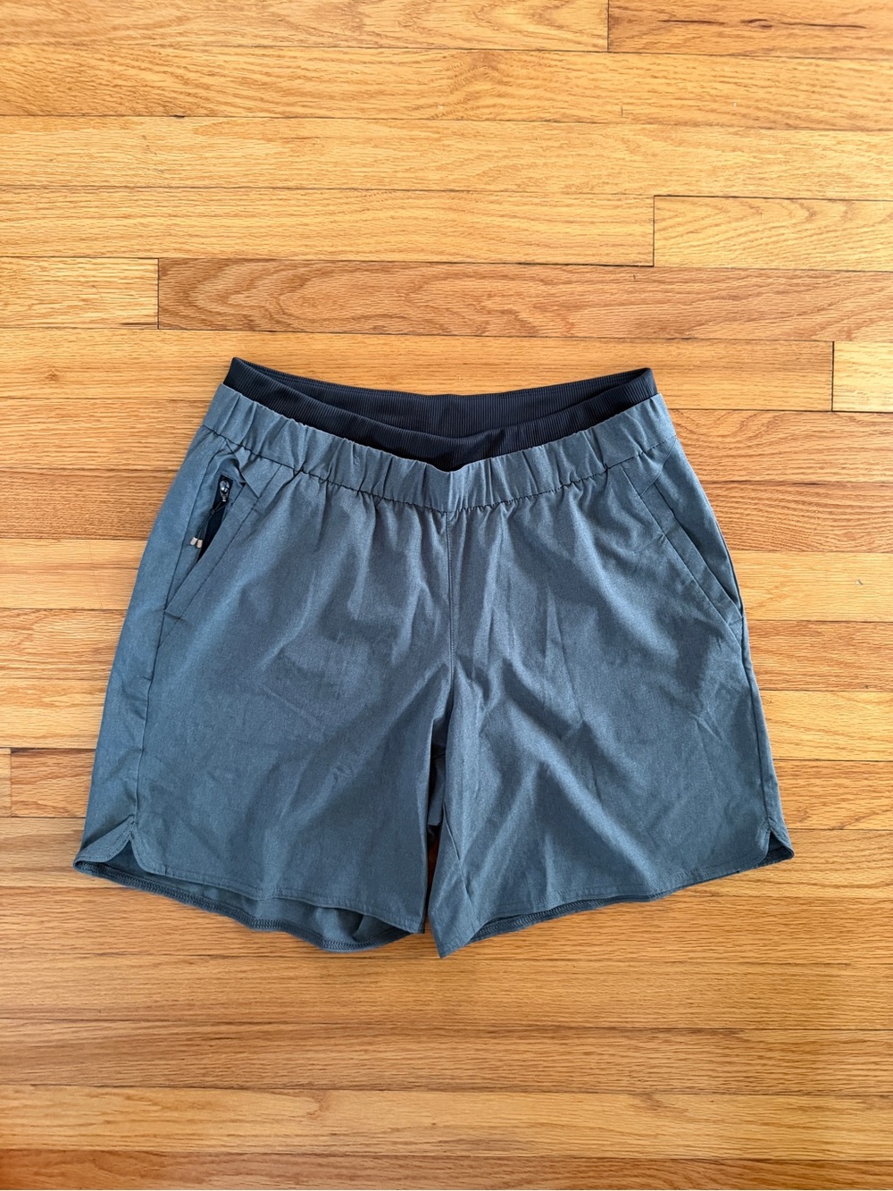 Rei Co-op Mens Shorts Size M Grey Stretch Athletic Fit Running Pocket Hiking